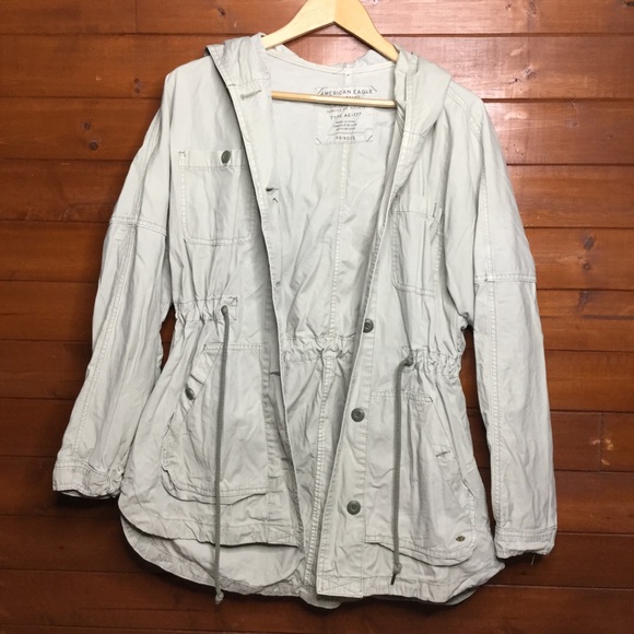 American Eagle Outfitters Jackets & Blazers - American Eagle Outfitters AEO Khaki Parka
Size XS